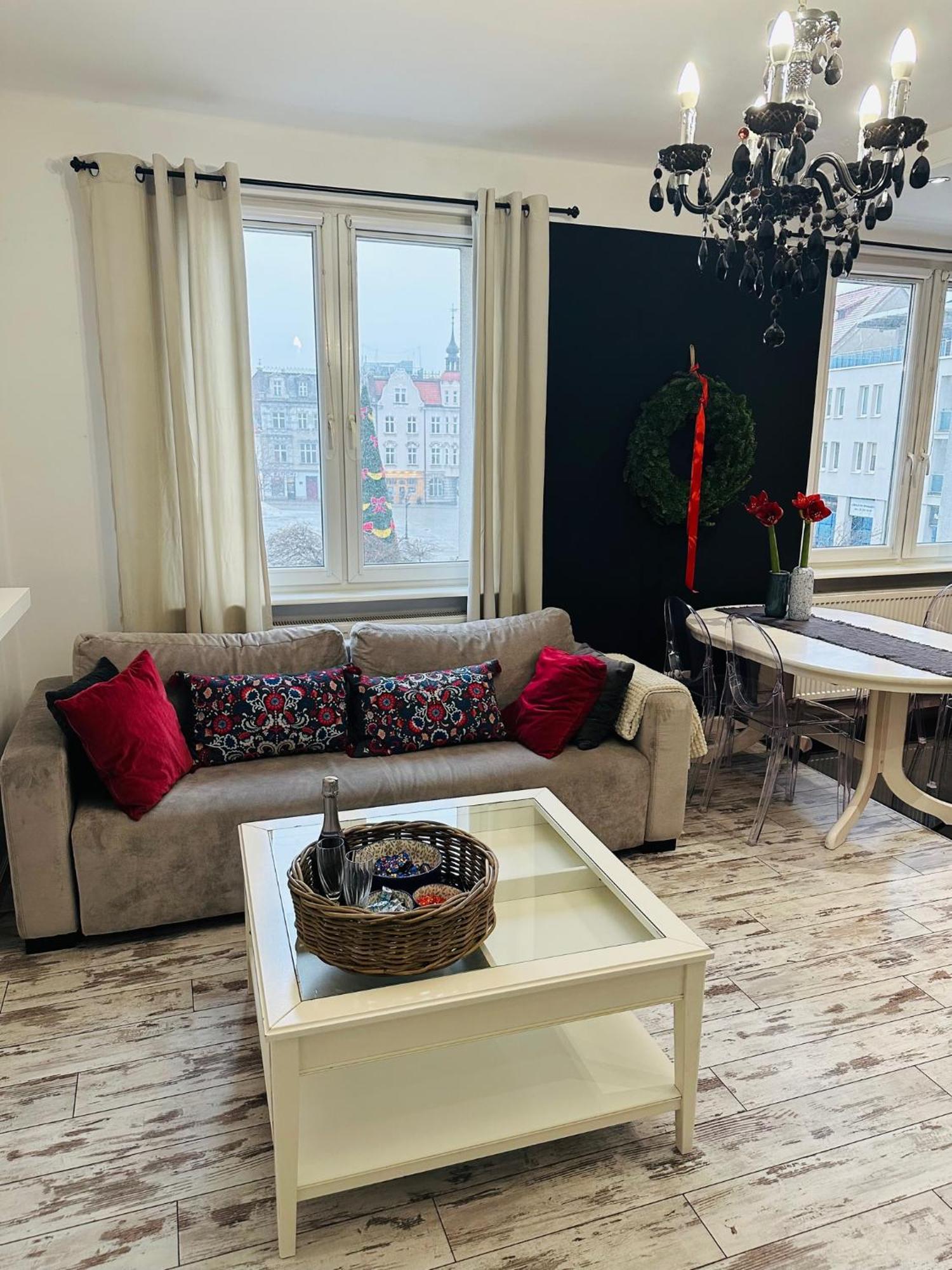 Rynek Apartament Тарновске Гори Екстериор снимка