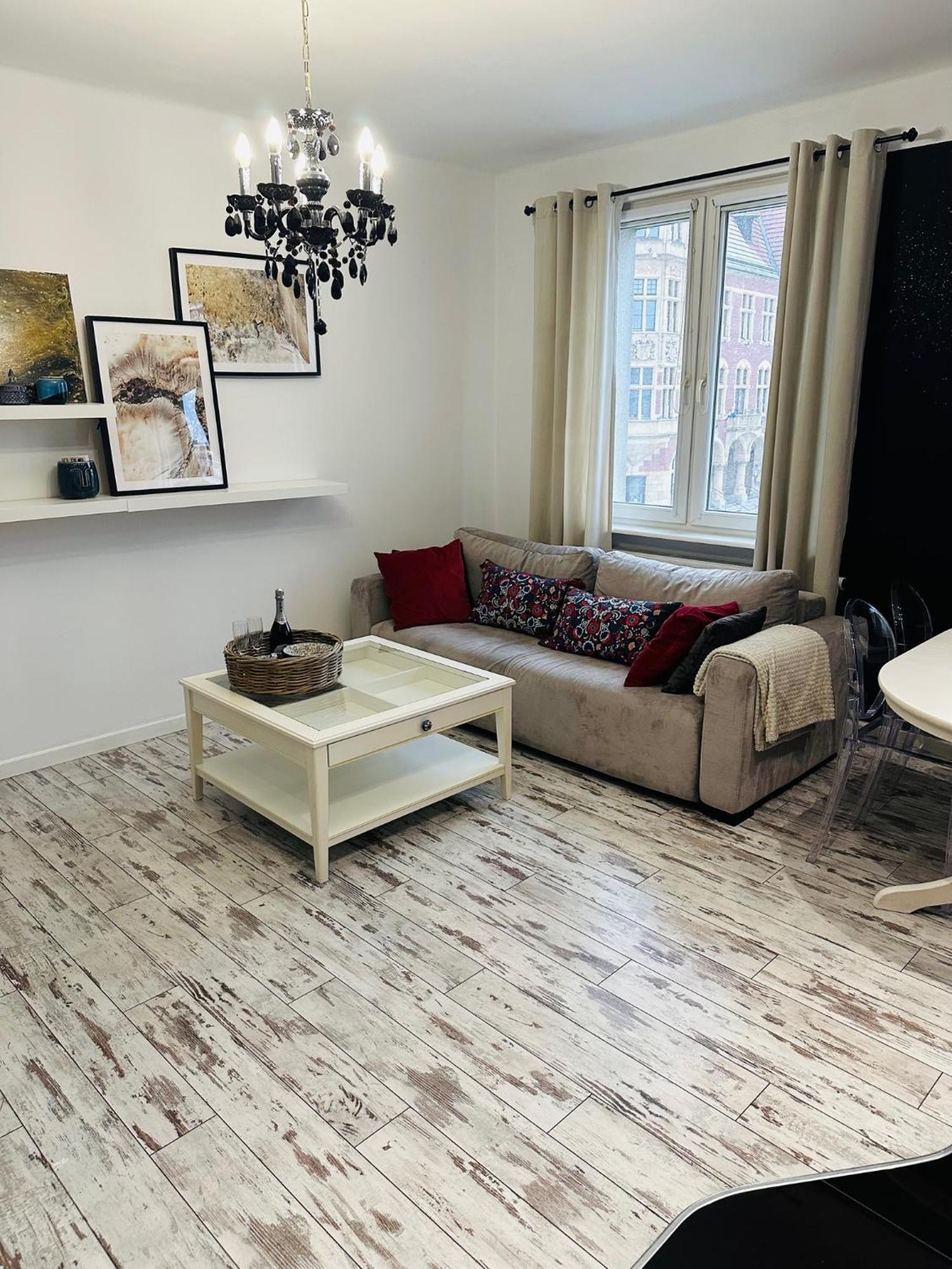 Rynek Apartament Тарновске Гори Екстериор снимка