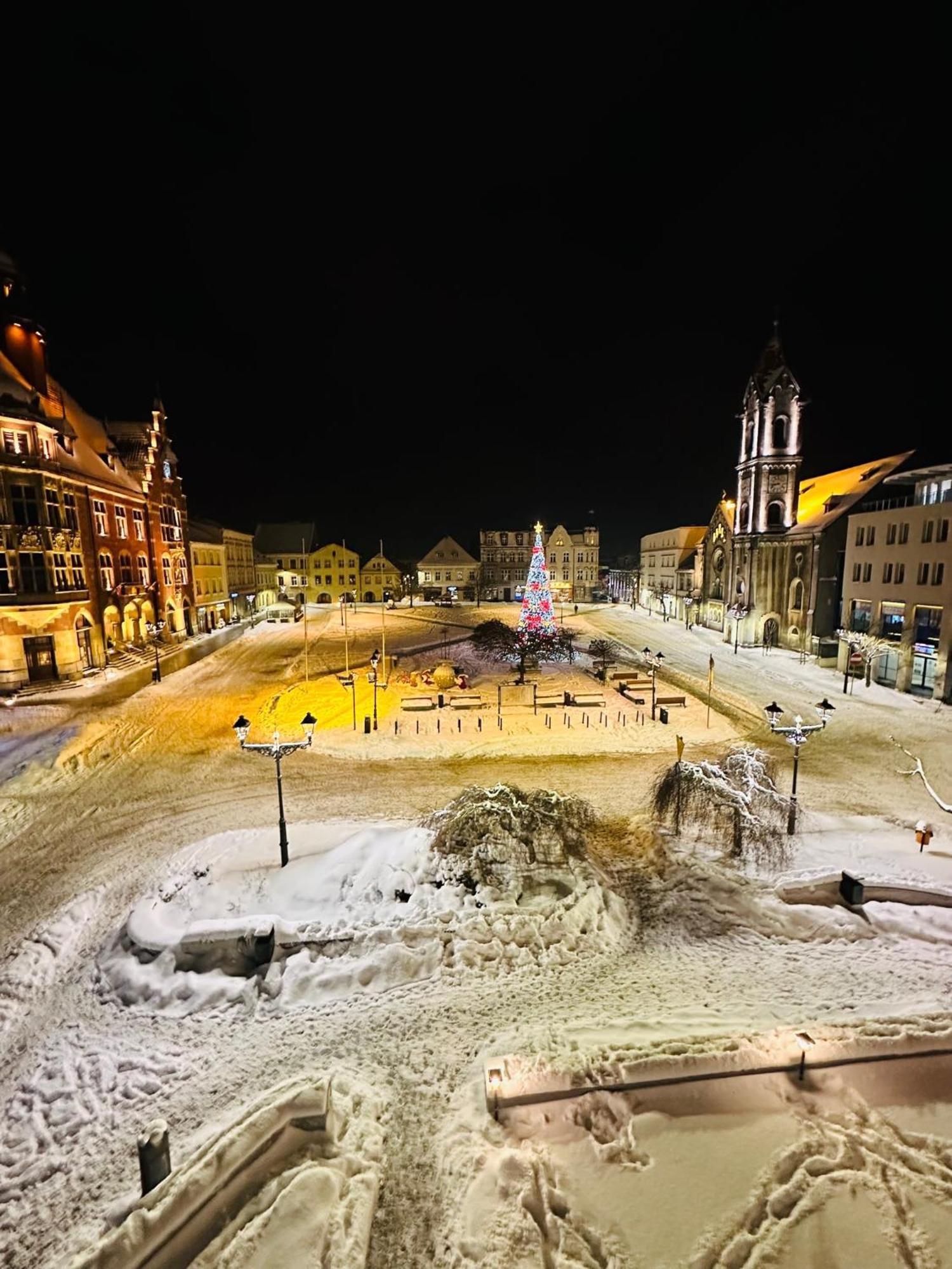 Rynek Apartament Тарновске Гори Екстериор снимка